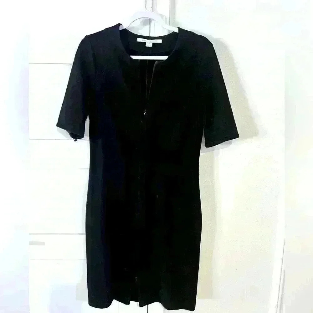 Diane Von Furstenberg Classic Black Short Sleeve A-Line Dress- Size 10- EUC